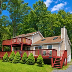 Moores Lake House
