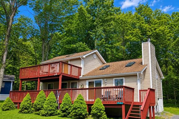 Moores Lake House - Image 1